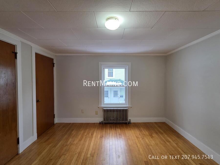 302 Turner St #2R - Photo 6 of 11