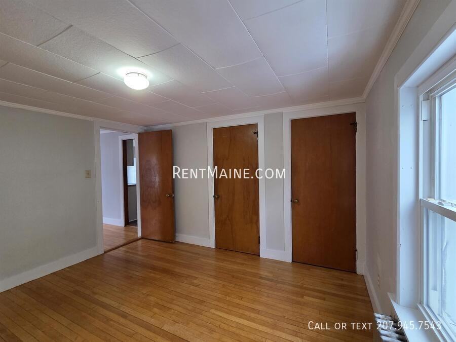 302 Turner St #2R - Photo 7 of 11