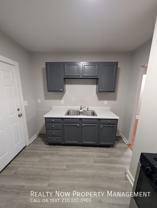 1434 W 112th St Apt 2 #2 - Photo 1 of 1