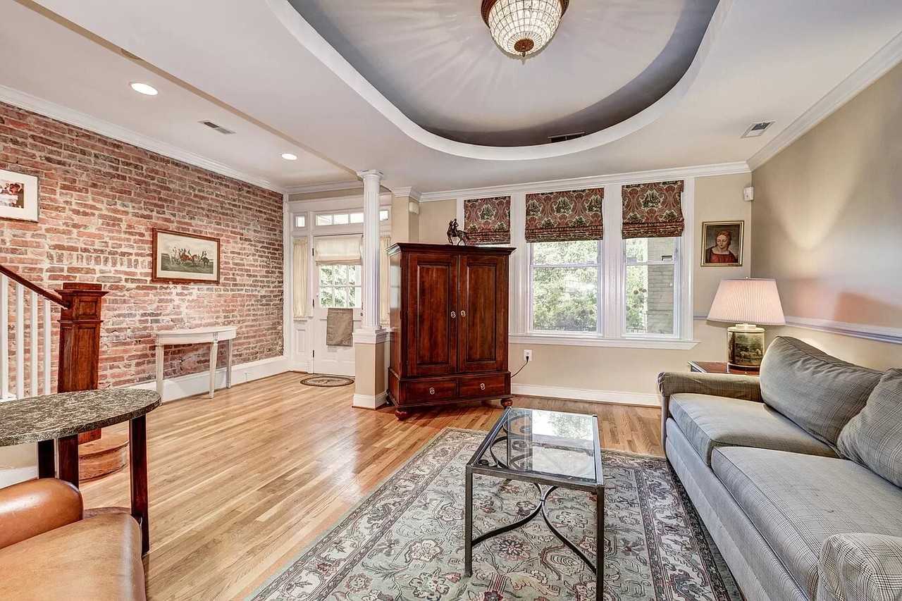 1535 Upshur St Nw - Photo 4 of 31