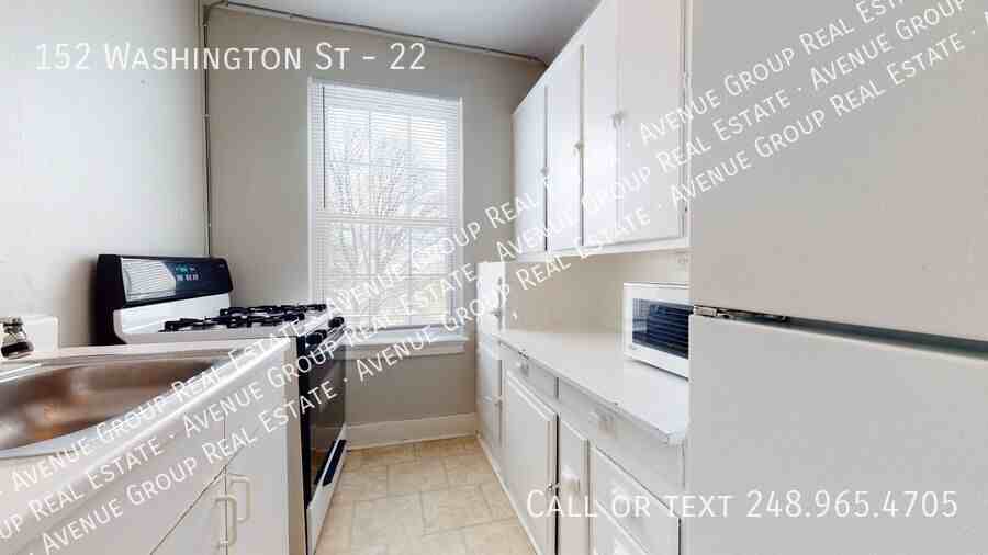 152 Washington St #22 - Photo 6 of 11