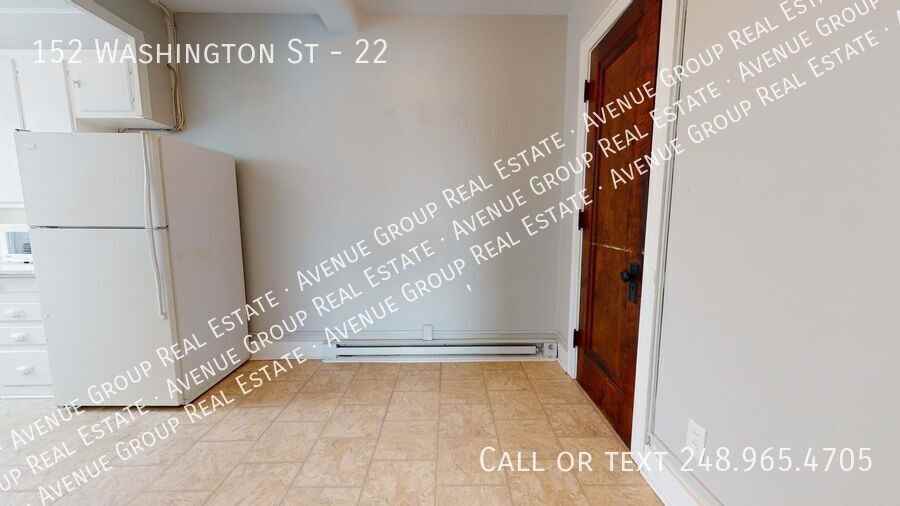 152 Washington St #22 - Photo 7 of 11