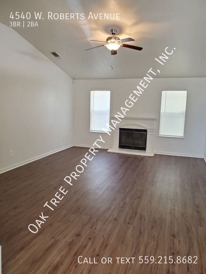 4540 W Roberts Ave - Photo 2 of 6