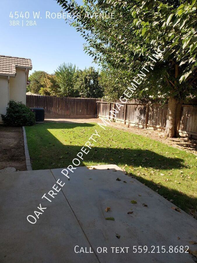 4540 W Roberts Ave - Photo 6 of 6