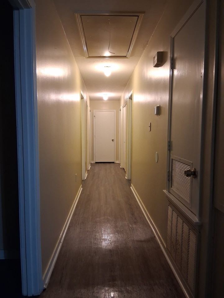 2205 Charmwood Dr - Photo 6 of 17