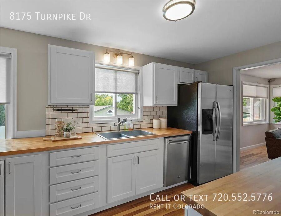 8175 Turnpike Dr - Photo 4 of 24