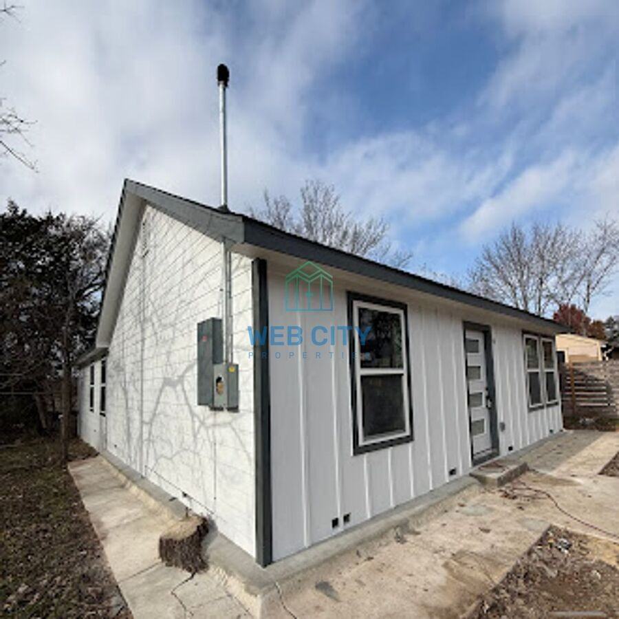 12908 Windfall Cir - Photo 2 of 7