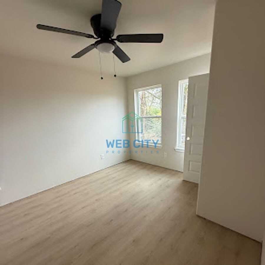 12908 Windfall Cir - Photo 6 of 7