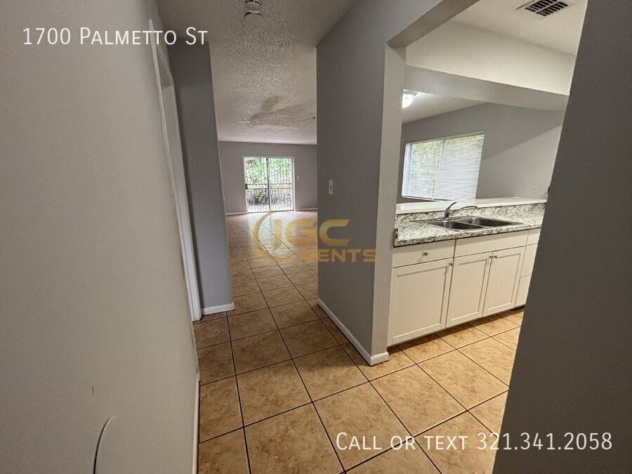 1700 Palmetto St - Photo 2 of 7