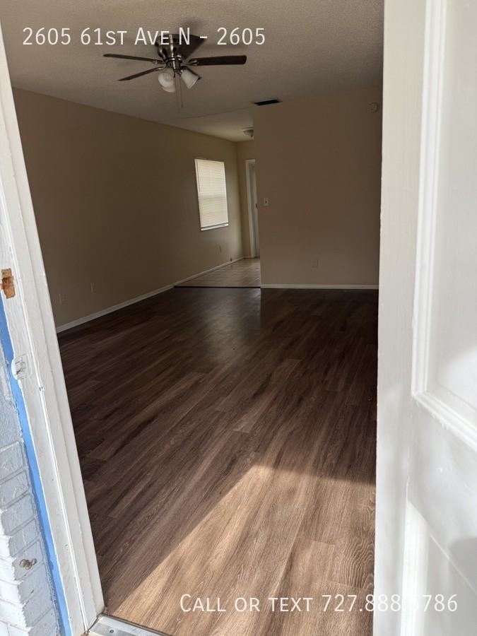 2605 61st Ave N #2605 - Photo 3 of 27