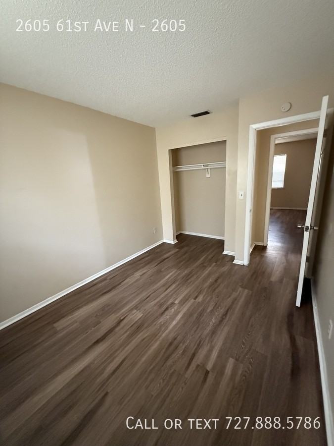 2605 61st Ave N #2605 - Photo 7 of 27