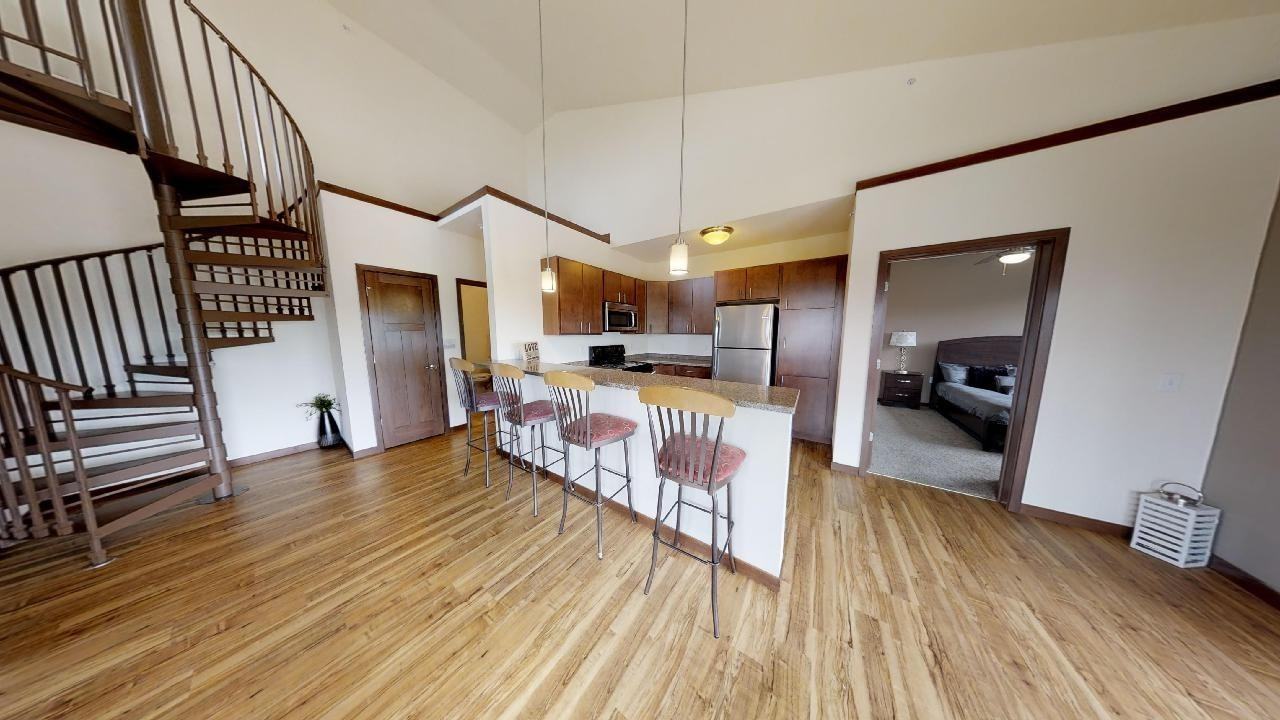 Waubesa Village A - Photo 2 of 13