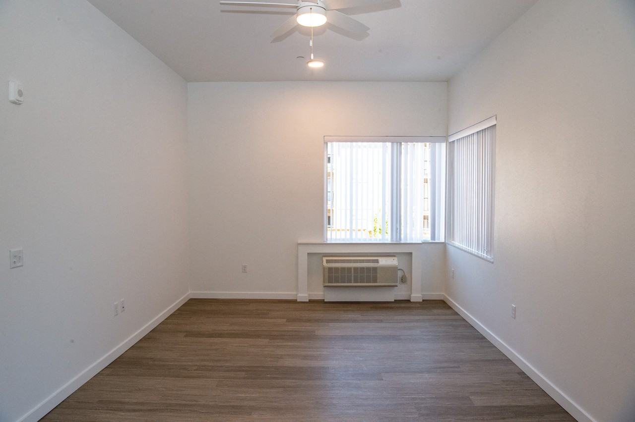 Terrace Glen - Photo 6 of 25