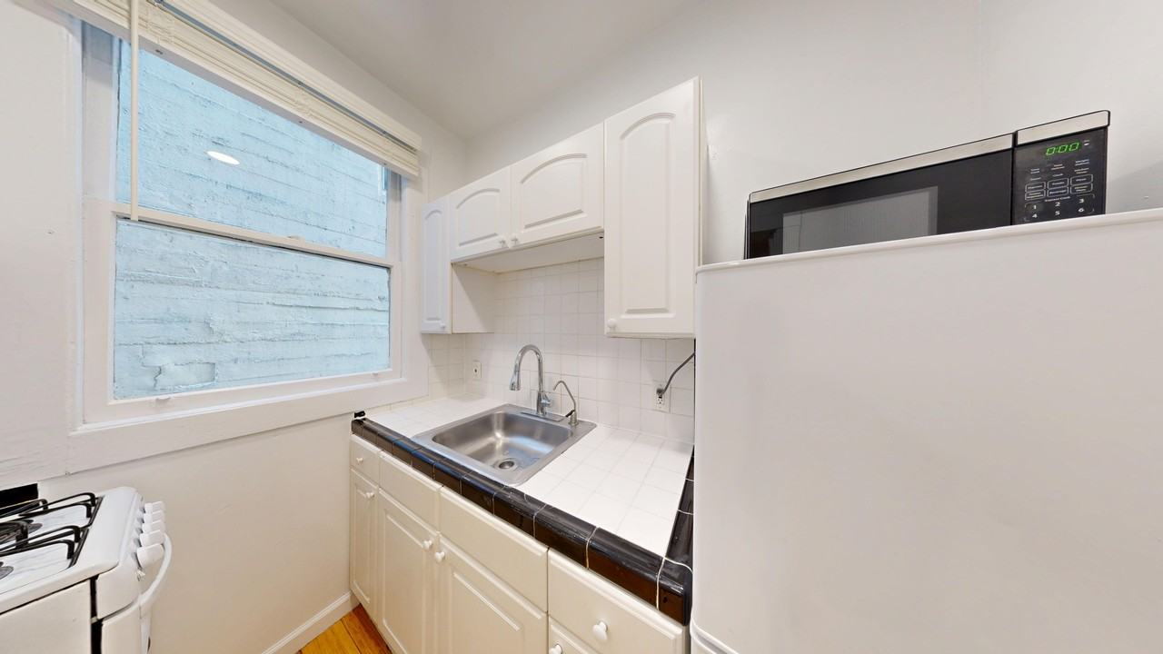 691 O'Farrell Street - Photo 2 of 28