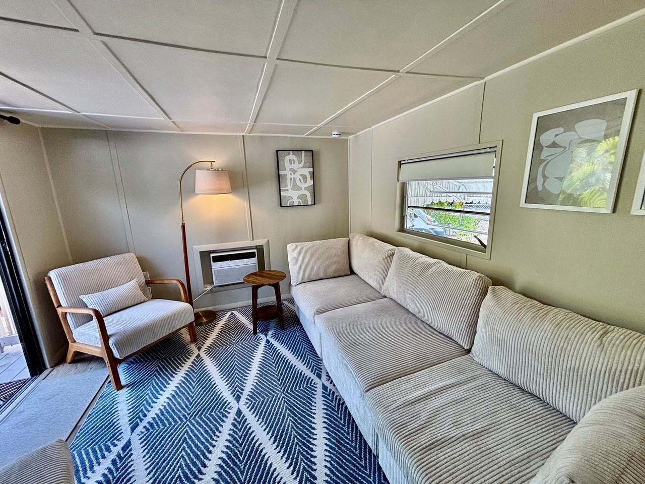 34 Dondi Rd - Photo 3 of 14