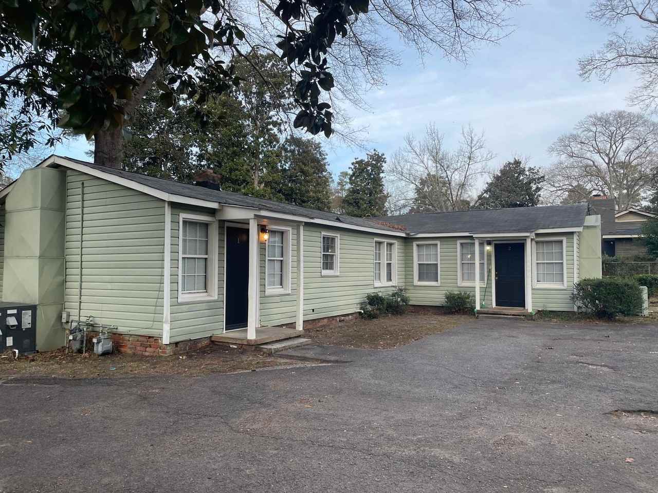 1445 Lyon Dr Se - Photo 6 of 33