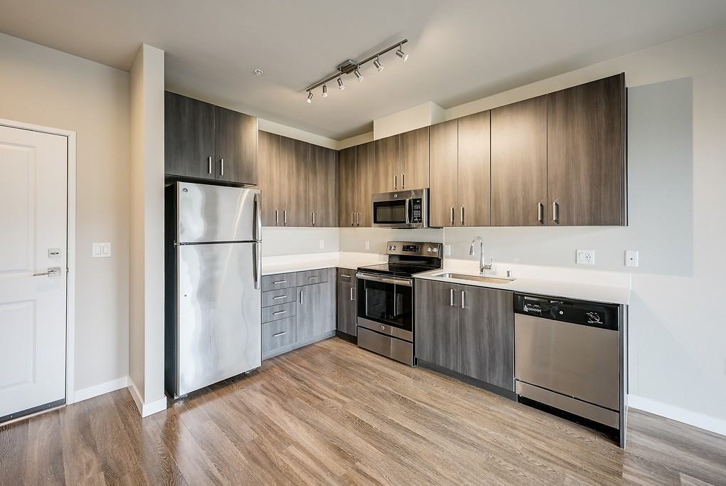 Pure Redmond - Photo 6 of 42