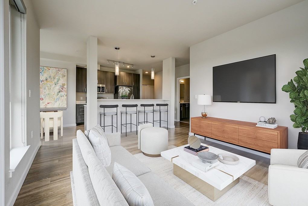 Pure Redmond - Photo 7 of 42