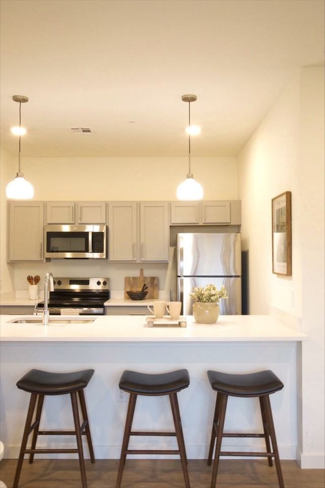 15 North Apartments - Photo 3 of 50