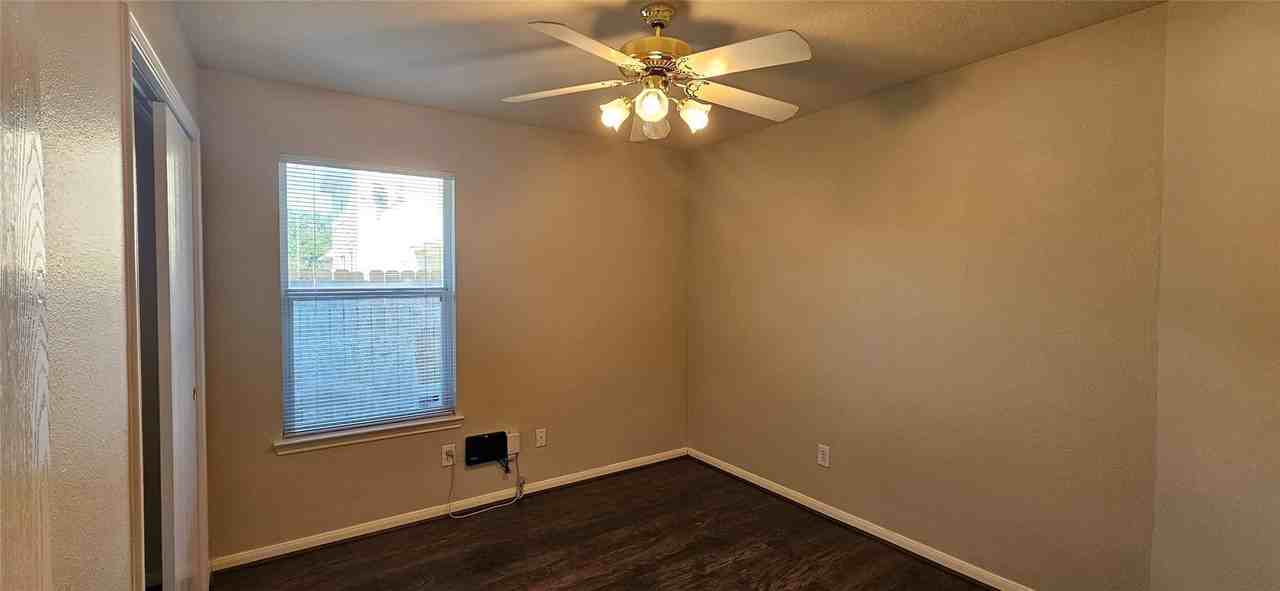 919 Yorkshire Holw #919 - Photo 7 of 23