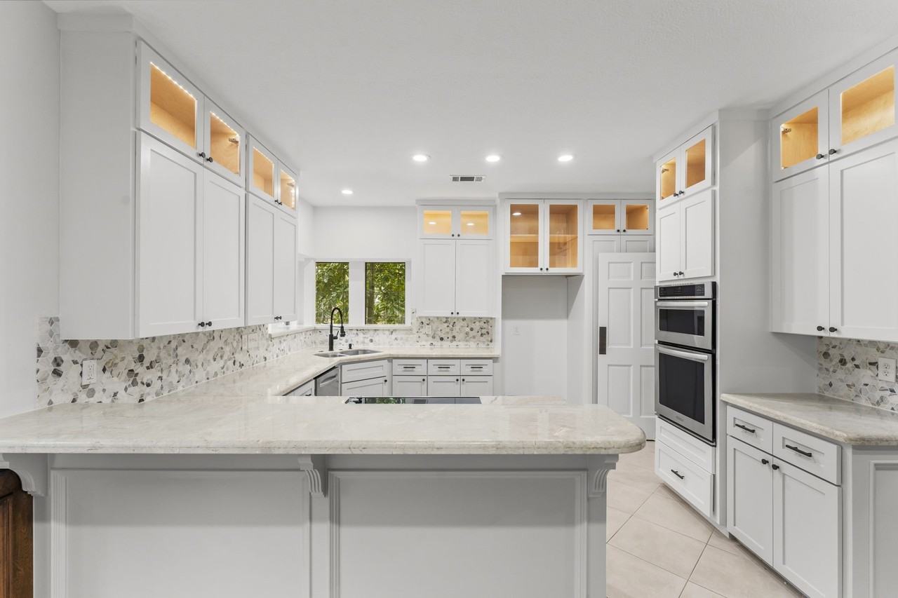 6 Thornhedge Ct #6 - Photo 7 of 40