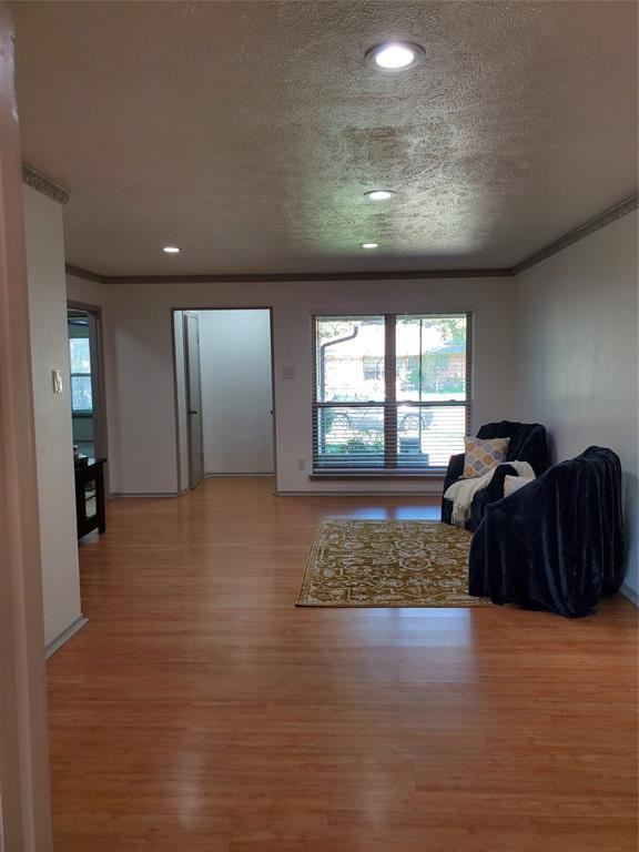 7424 Walling Ln #7424 - Photo 3 of 19