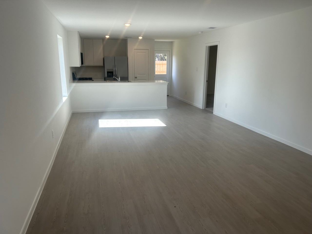 18567 Autumn Heights Ln #18567 - Photo 4 of 14