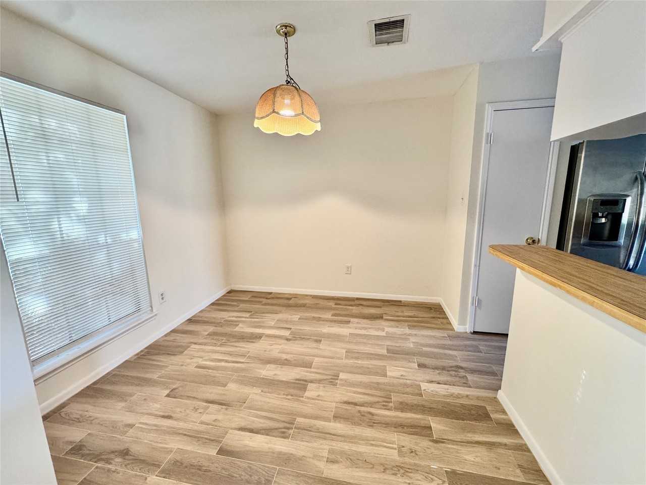 22306 Waynoka Rd #22306 - Photo 6 of 21