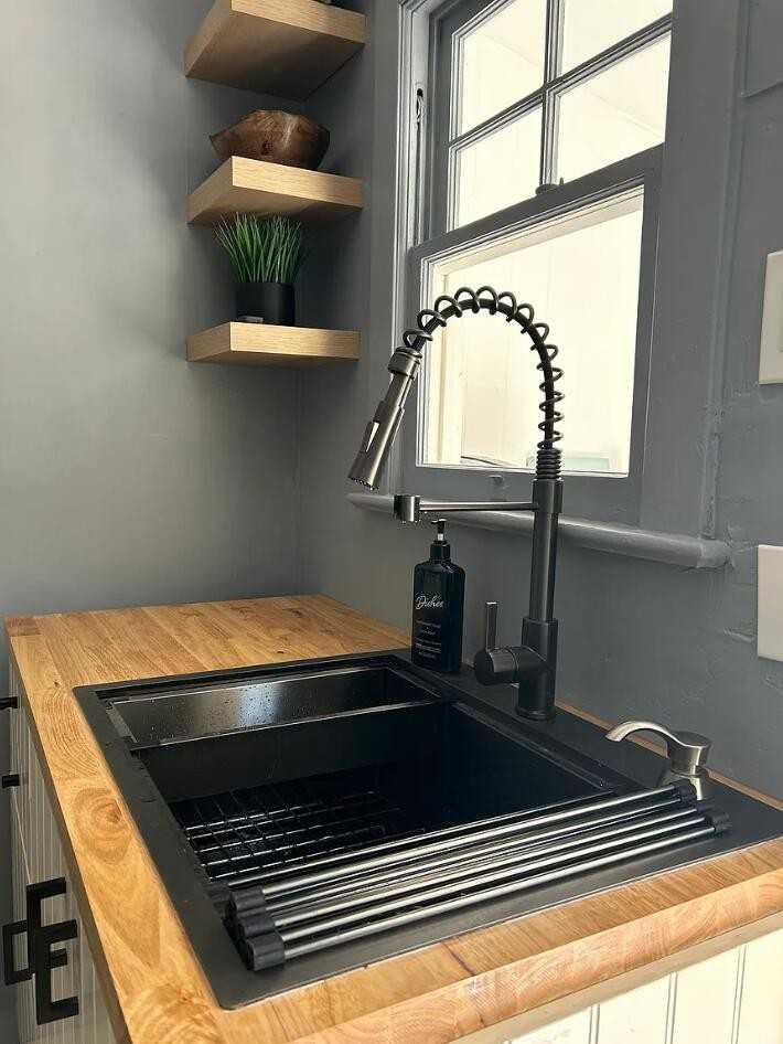 707 2nd Ave S #707-2 - Photo 6 of 22