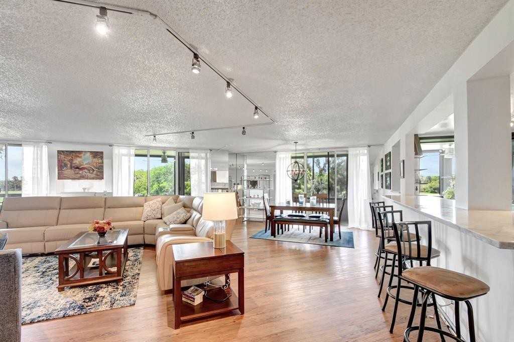 4770 Fountains Dr S #4770-304 - Photo 6 of 29