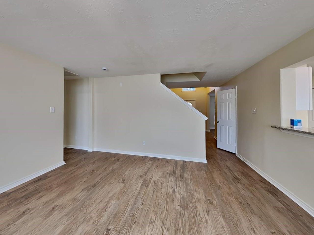 16942 Hampton Glen Ct #16942 - Photo 5 of 13