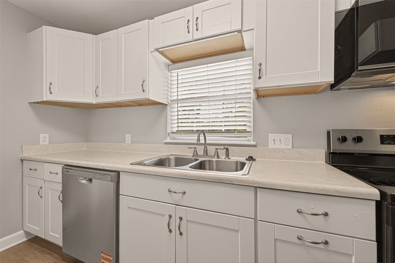 6615 Kernel St #6615 - Photo 4 of 20