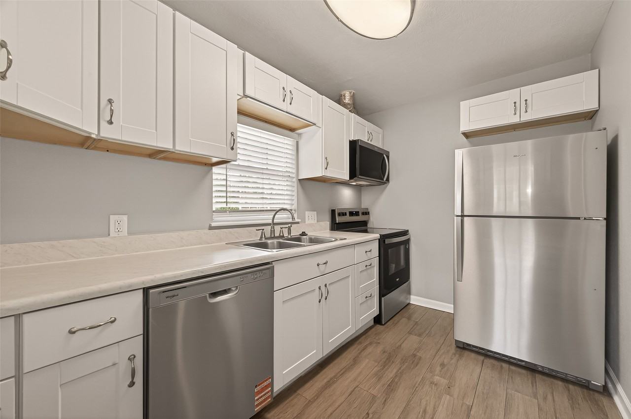 6615 Kernel St #6615 - Photo 7 of 20