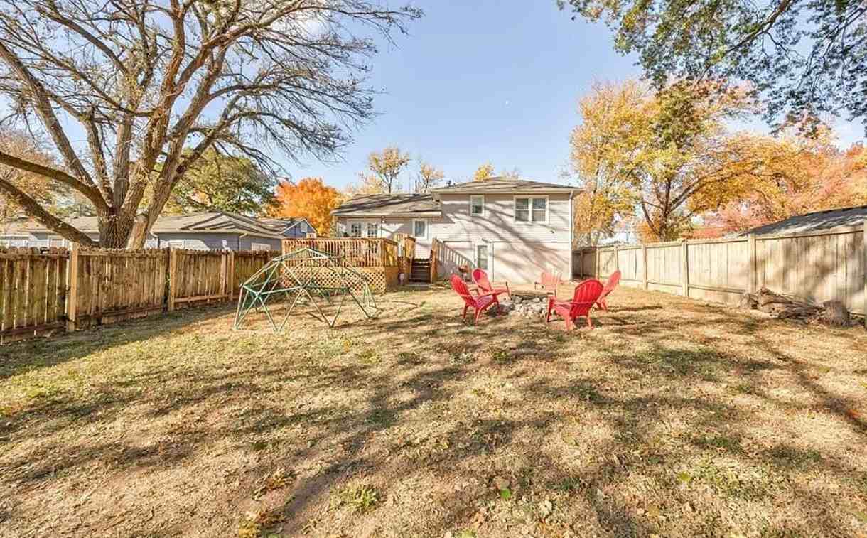 9105 Cherry Street - Photo 7 of 7