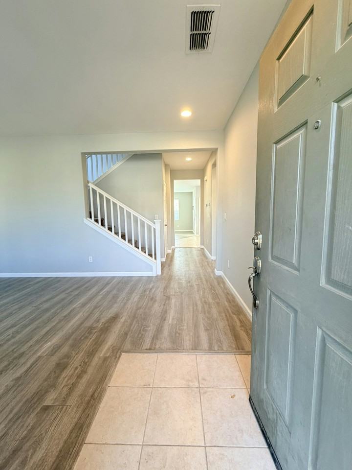 4375 Tropaz Lane - Photo 2 of 26