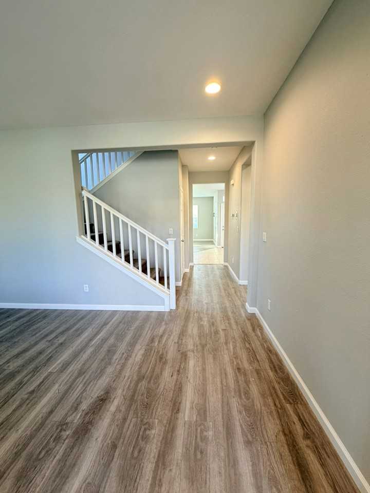 4375 Tropaz Lane - Photo 3 of 26