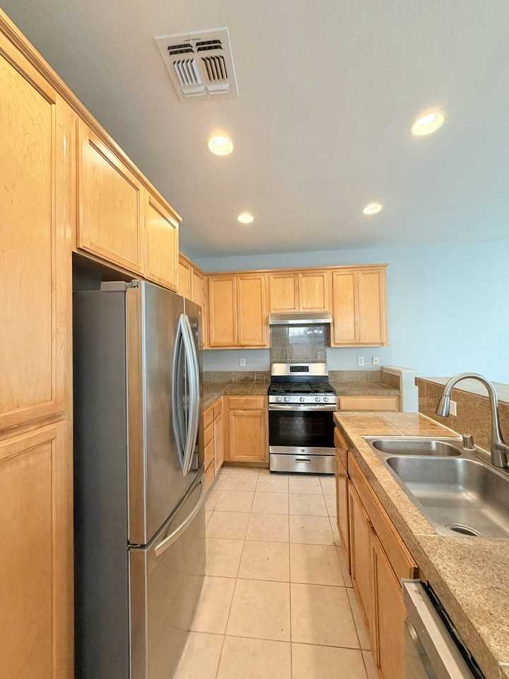 4375 Tropaz Lane - Photo 6 of 26