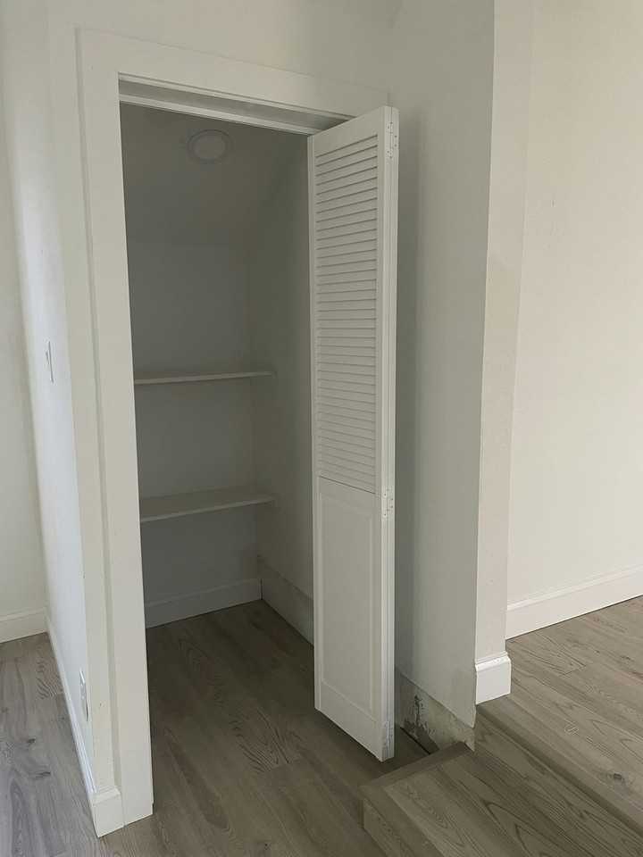 1203 Panhandle St, Unit 3 - Photo 5 of 9