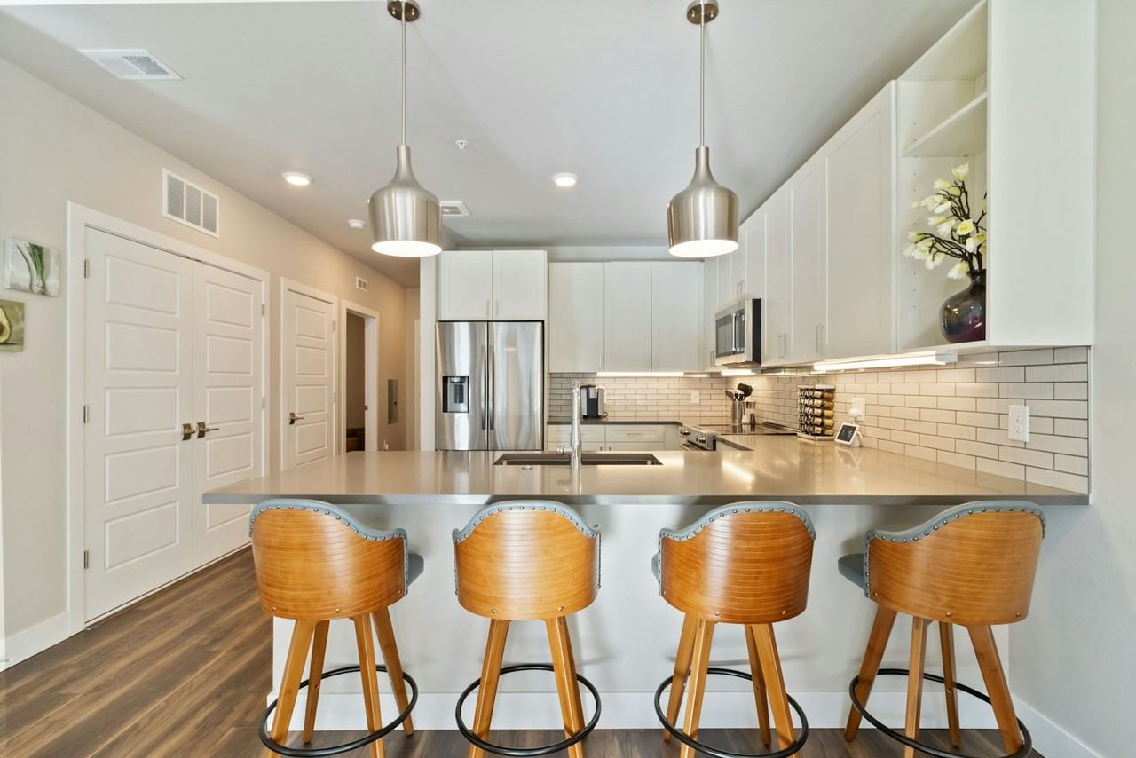 20 Wilcox Street, Unit 421 - Photo 4 of 31