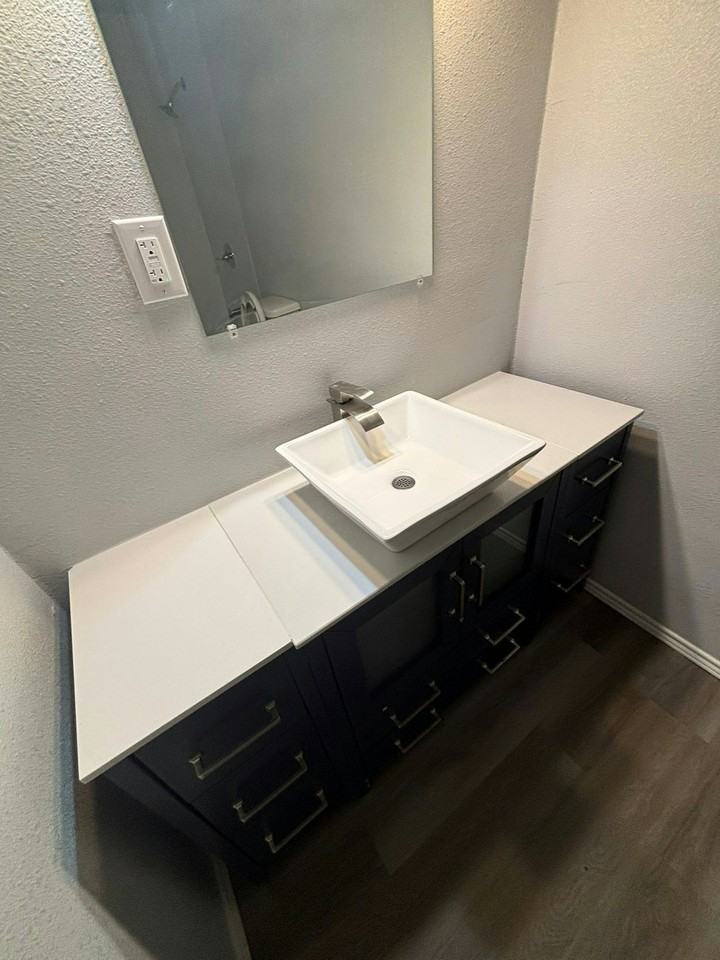 1403 E 4th Ave - Photo 6 of 8