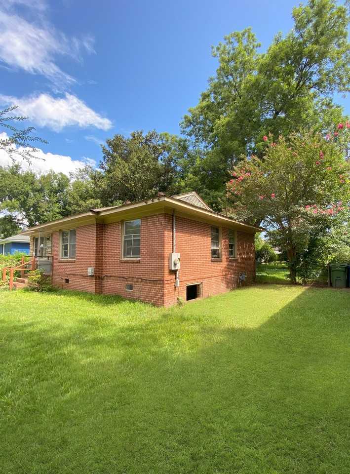 58 Stonewall Dr #H58 - Photo 2 of 8