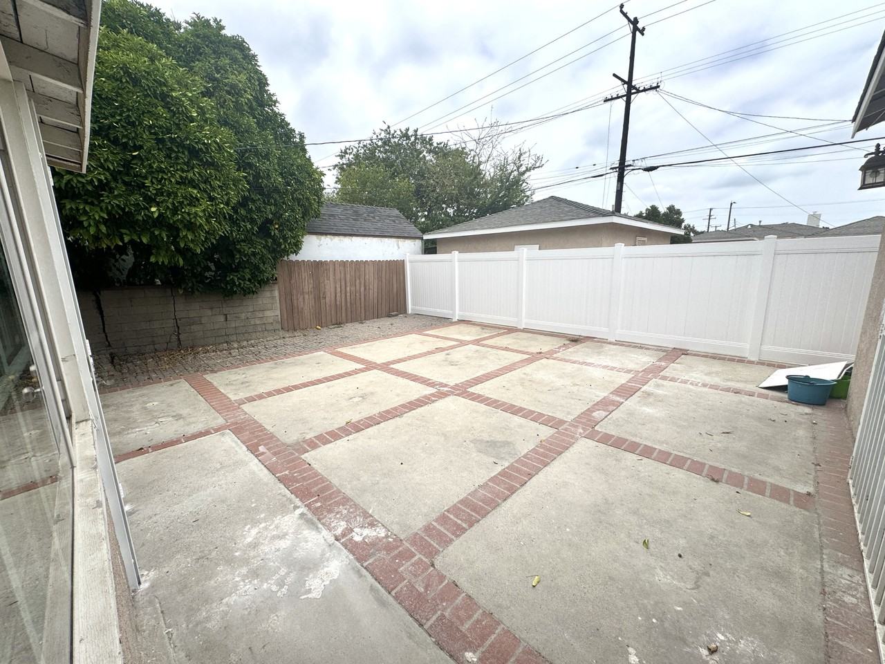 11720 Utah Ave #B - Photo 4 of 11