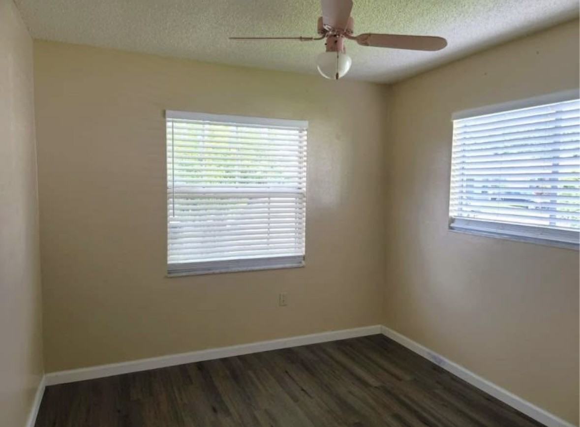 Alicante Ave #1101 - Photo 2 of 20