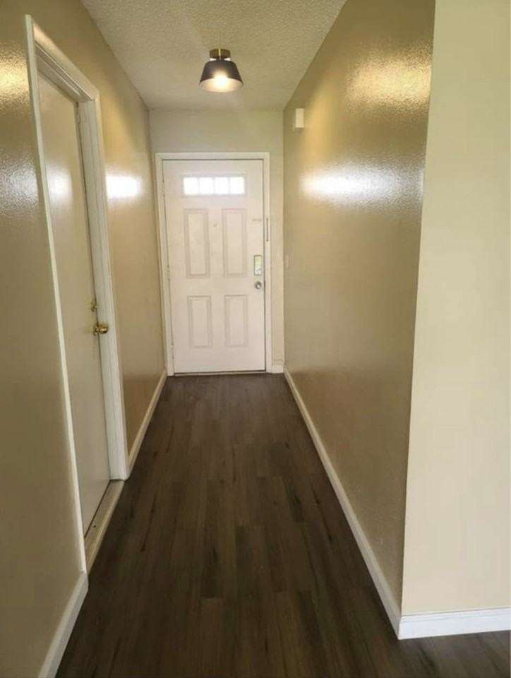 Alicante Ave #1101 - Photo 7 of 20