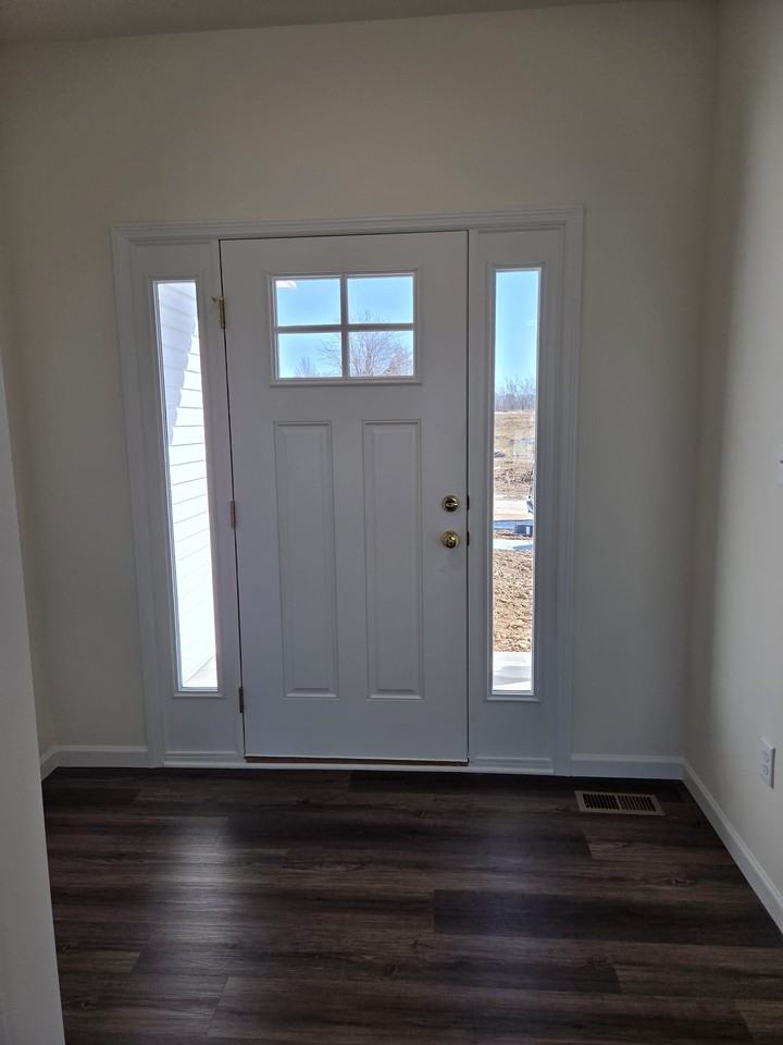 103 Windrow Dr #NA - Photo 3 of 31