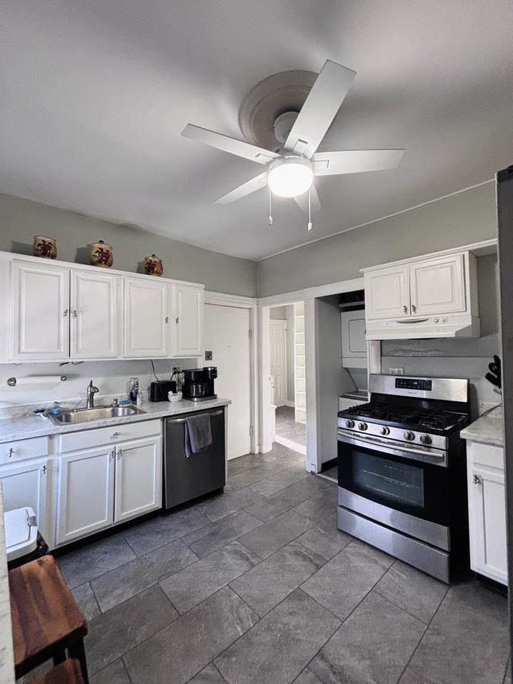 416 20th Ave #2 - Photo 3 of 13