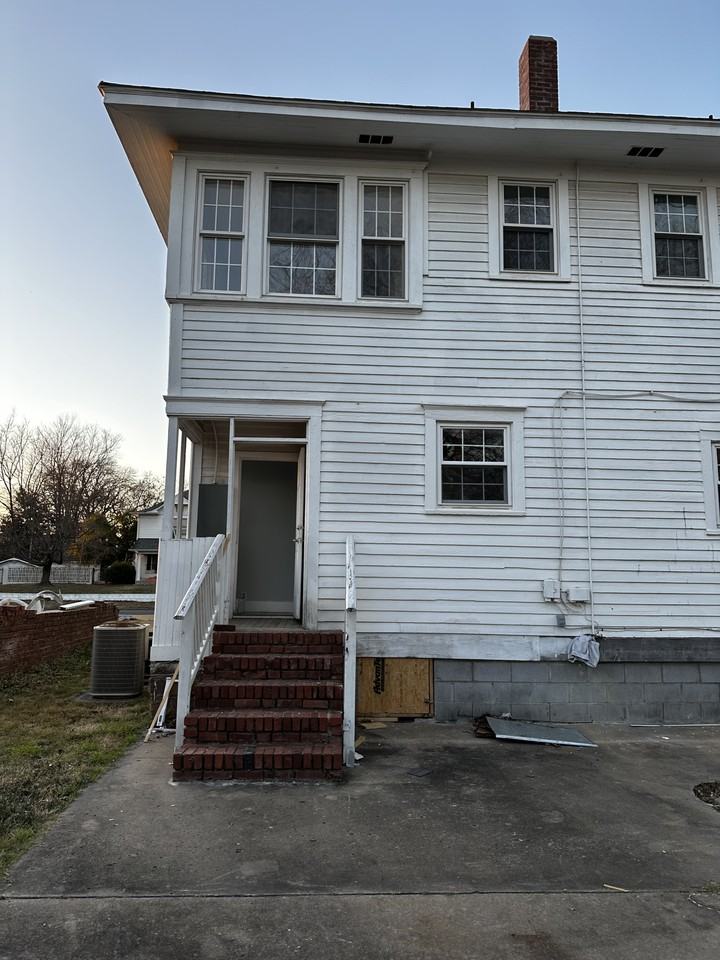 222 S 13th St #222 - Photo 2 of 11