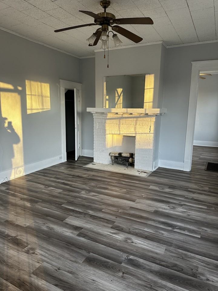 222 S 13th St #222 - Photo 3 of 11