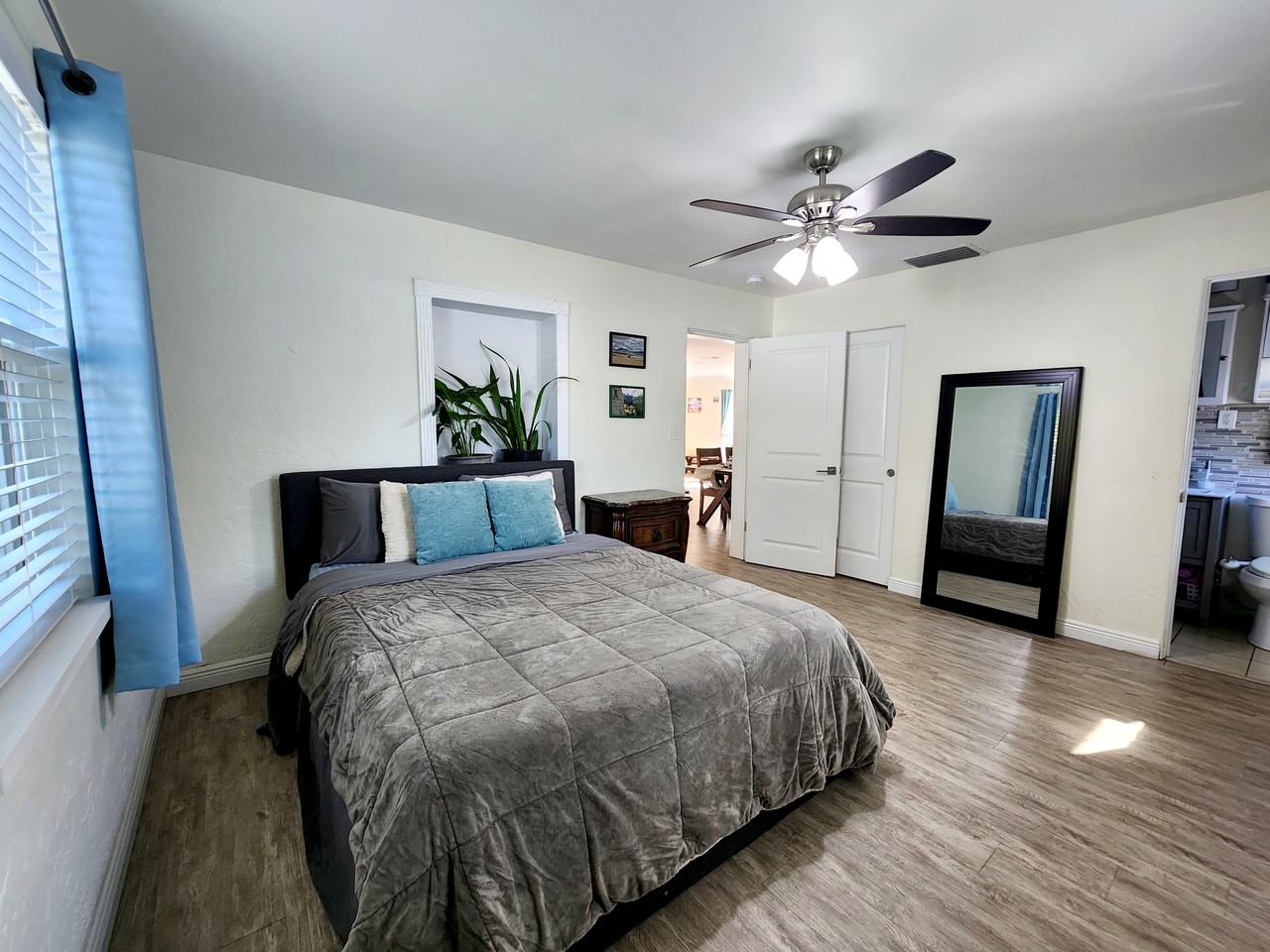 6049 45th Ave N #NA - Photo 7 of 20