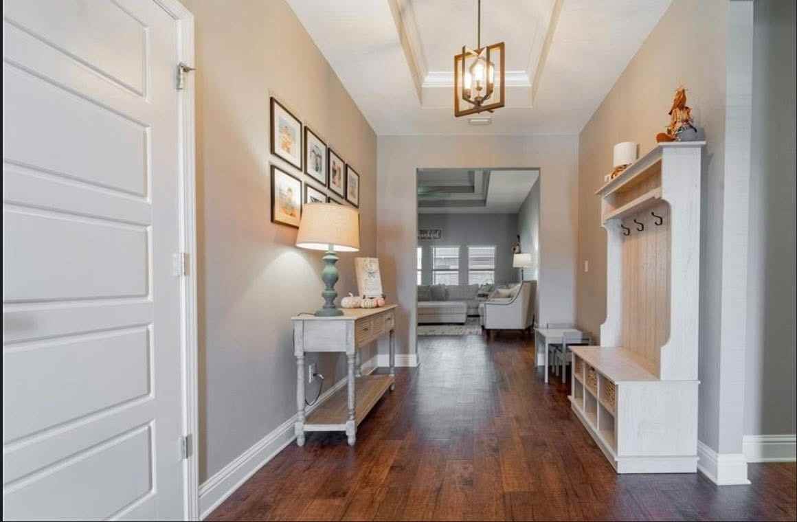 9694 Somers Ct #NA - Photo 2 of 13